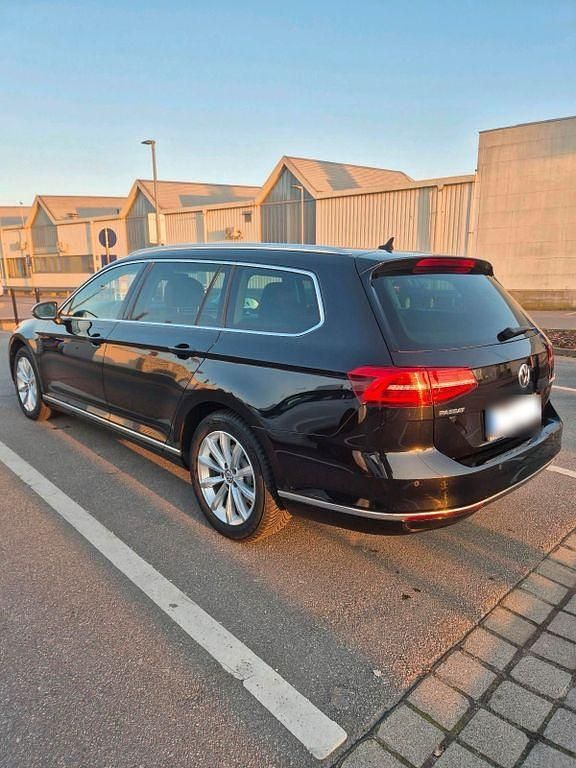 Używany VW Passat Trendline 150 KM (110 kW) 2016 Czarny Kombi