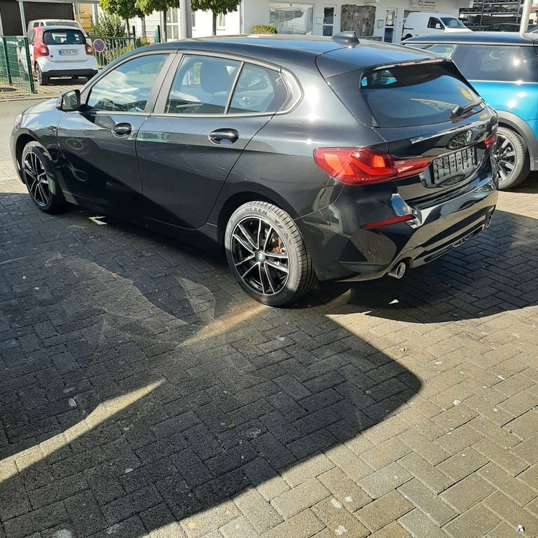 Gebraucht BMW 120 178 PS (130 kW) 2023 Schwarz Kleinwagen