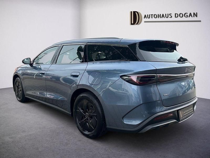 Neu BYD Seal Boost 184 PS (135 kW) 2025 Blau Limousine