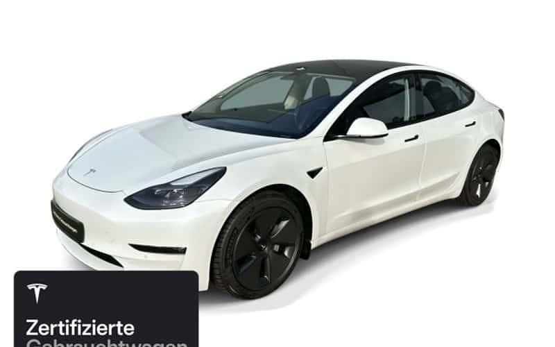 Weiß Gebraucht 2021 Tesla Model 3 Long Range RWD Limousine | 25.400 € (Fairer Preis) - Bild 1/4