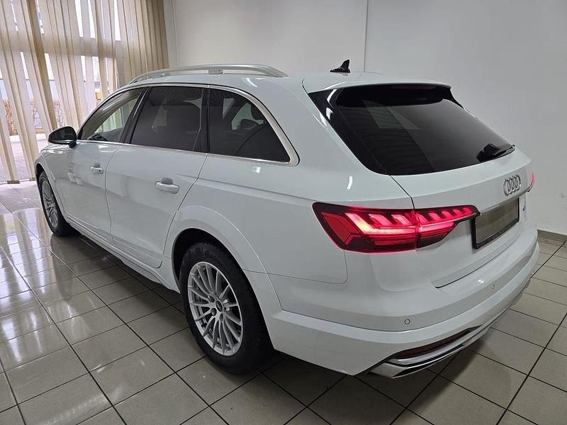 Gebraucht Audi A4 Allroad Ambiente 204 PS (150 kW) 2022 Gletscherweiß metallic Kombi