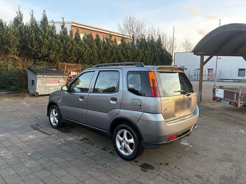 Gebraucht Suzuki Ignis 94 PS (69 kW) 2008 Grau Kleinwagen