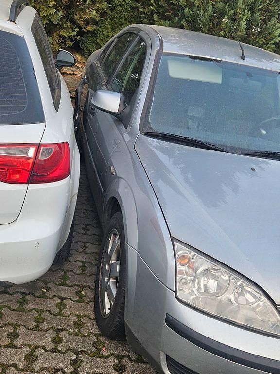 Gebraucht Ford Mondeo Trend 116 PS (85 kW) 2003 Silber Limousine