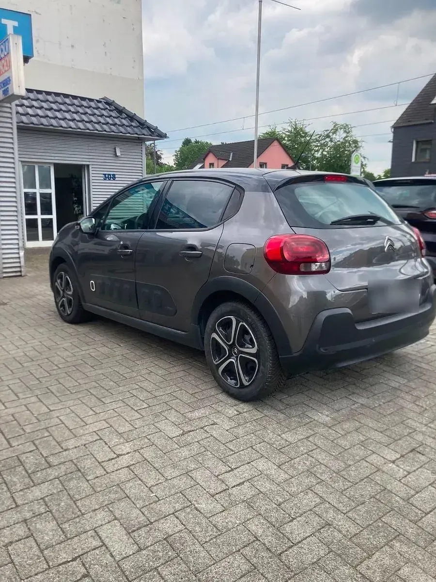 Gebraucht Citroën C3 PureTech 82 PS (60 kW) 2018 Grau Kleinwagen