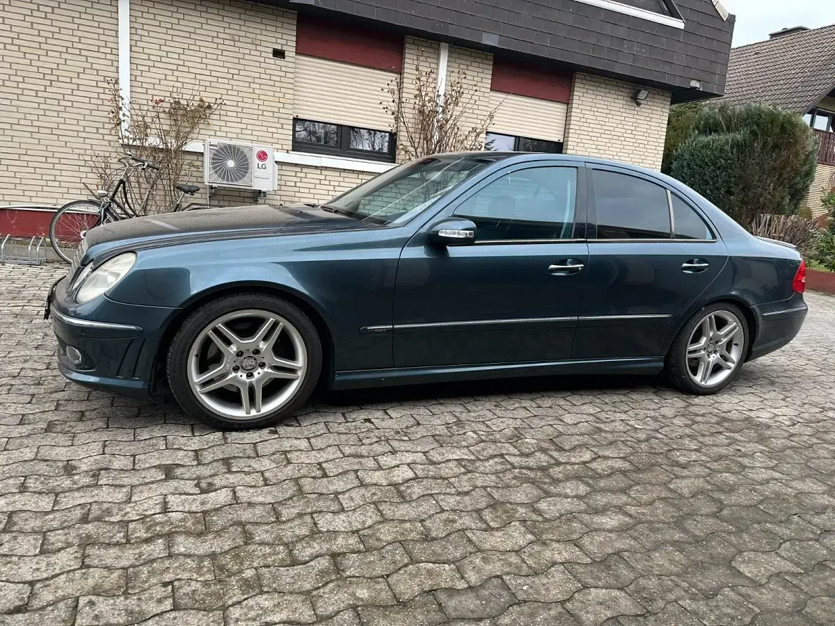 Brugt Mercedes E500 306 HK (225 kW) 2002 Sort Sedan