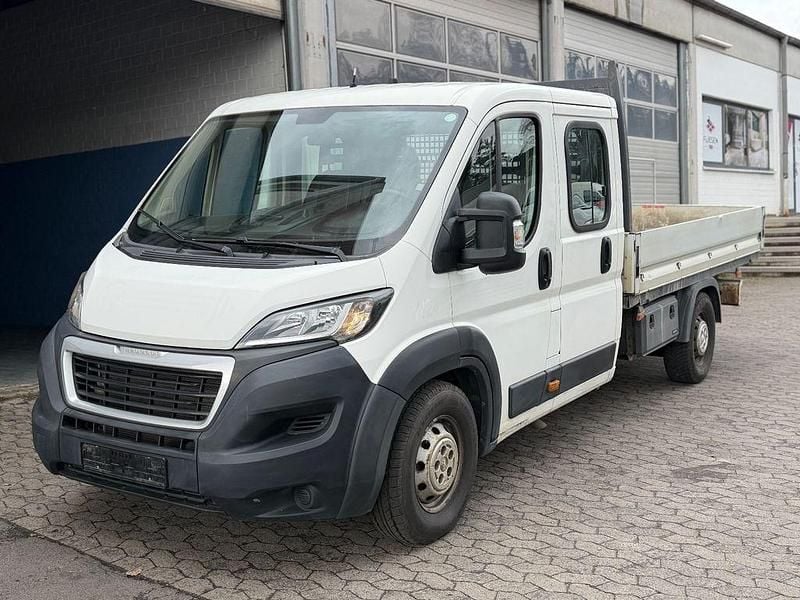 Gebraucht Peugeot Boxer 163 PS (119 kW) 2018 Weiß Van