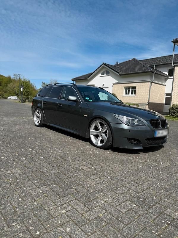 Second-hand BMW 525 245 CP (180 kW) 2005 Gri Break