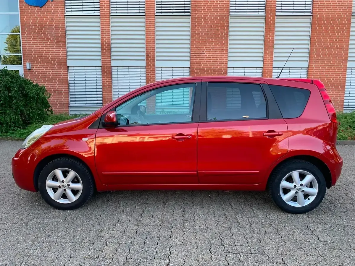 Gebraucht Nissan Note 88 PS (64 kW) 2008 Rot Kleinwagen