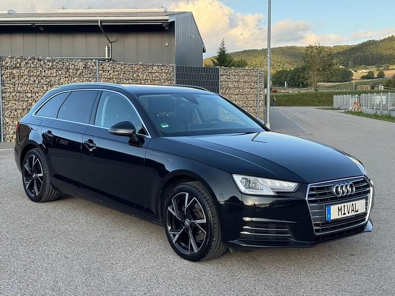 Schwarz Gebraucht 2017 Audi A4 Sport Kombi | 13.500 € (Fairer Preis) - Bild 1/4
