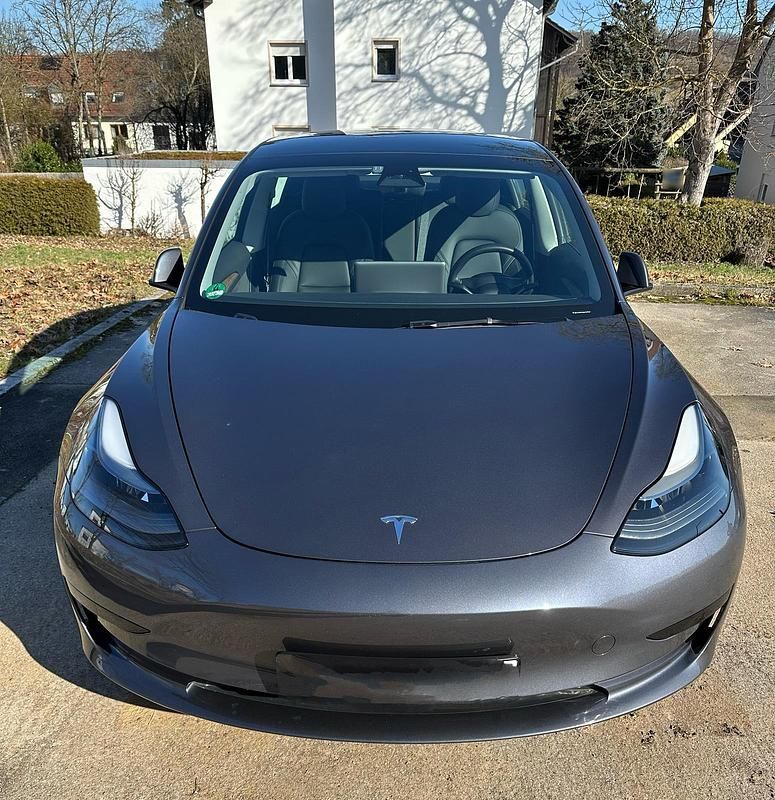 Gebraucht Tesla Model 3 RWD 239 kW (325 PS) 2022 Grau Limousine