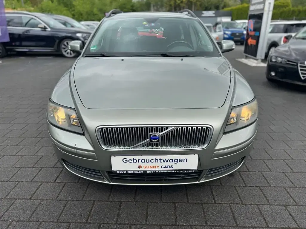Gebraucht Volvo V50 Kinetic 109 PS (80 kW) 2007 Grün Kombi
