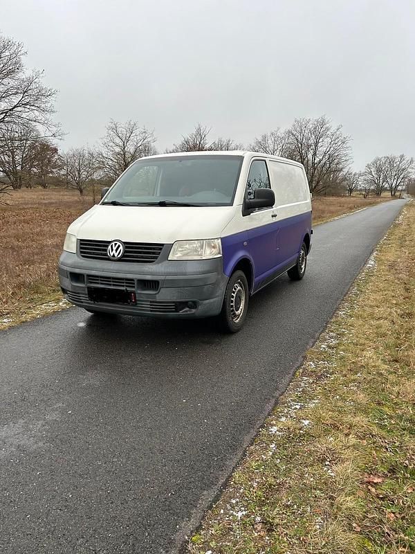 Weiß Gebraucht 2006 VW Transporter Van | 3.950 € (Teuer) - Bild 1/4
