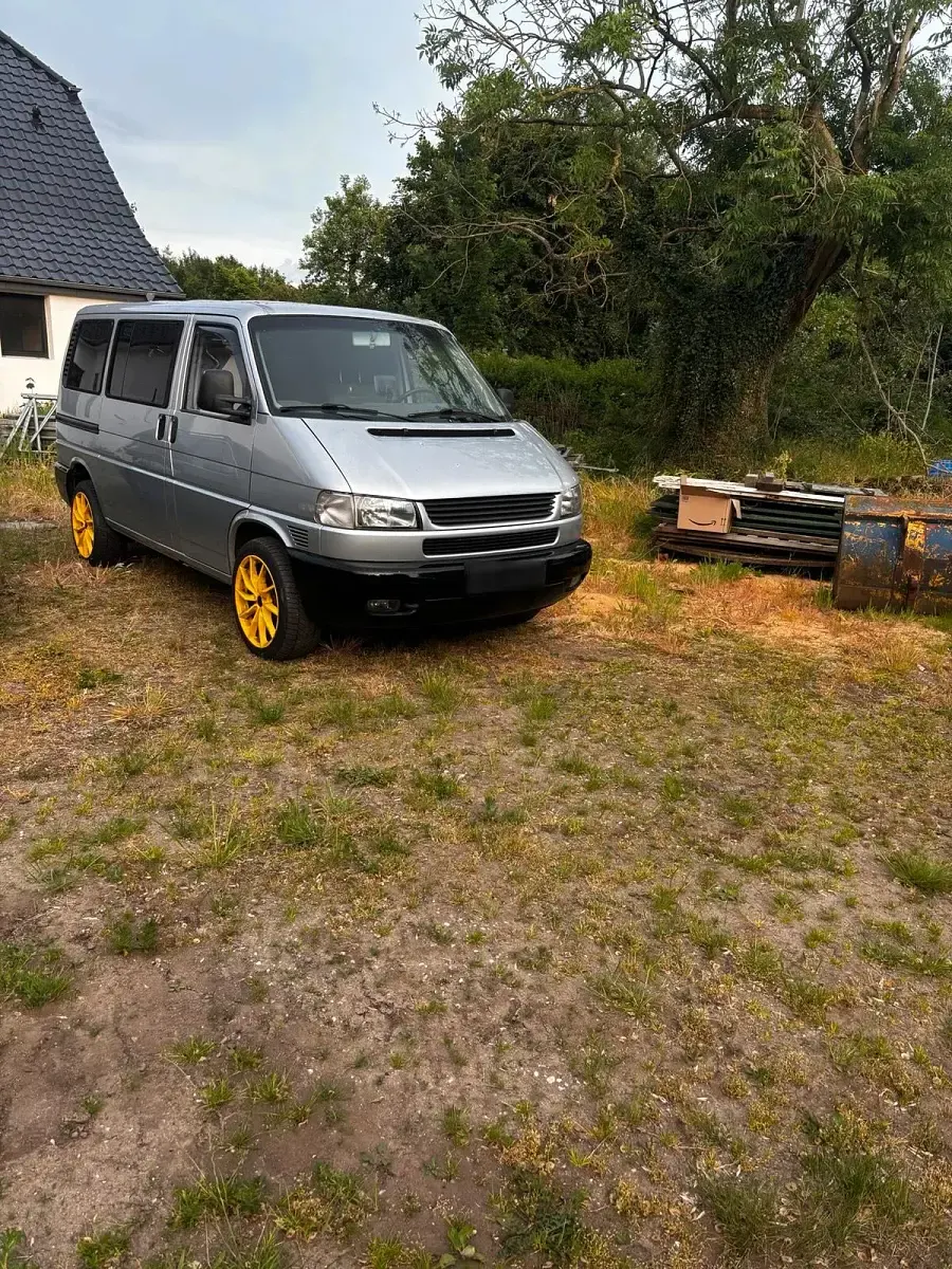 Gebraucht VW T4 102 PS (75 kW) 2001 Silber Van