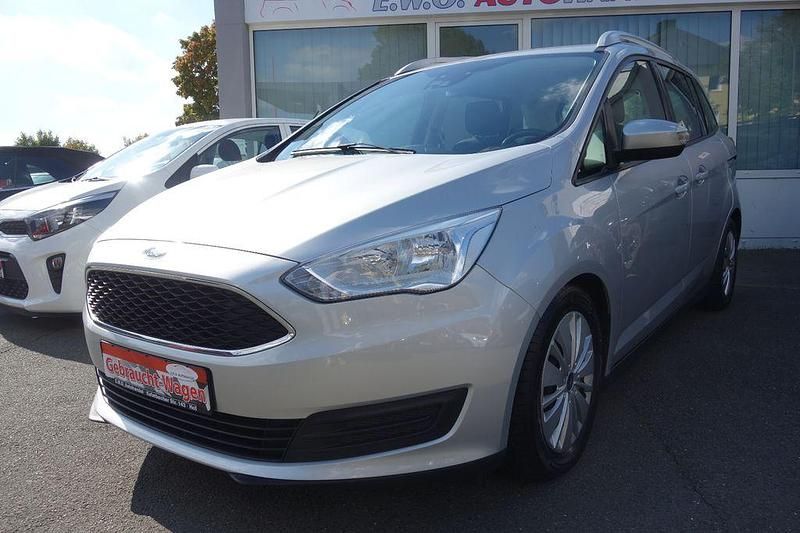 Silber Gebraucht 2016 Ford Grand C-Max Trend Van / Kleinbus | 5.990 € (Superpreis) - Bild 1/4