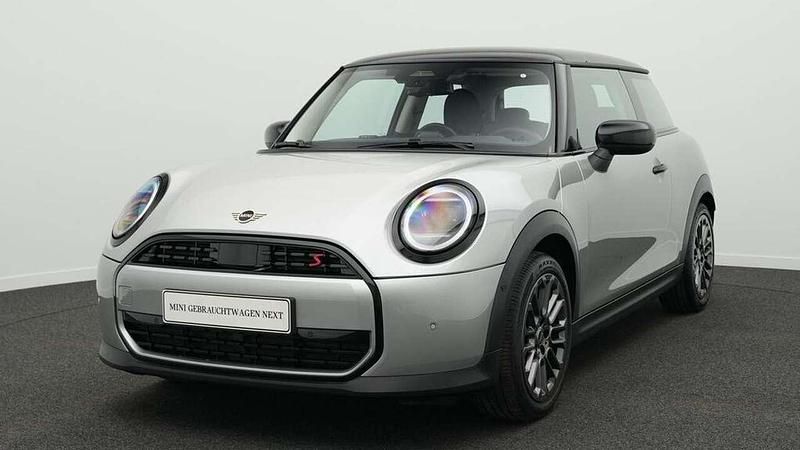 Grau Gebraucht 2024 Mini Cooper S Classic Kleinwagen | 26.707 € (Guter Preis) - Bild 1/4