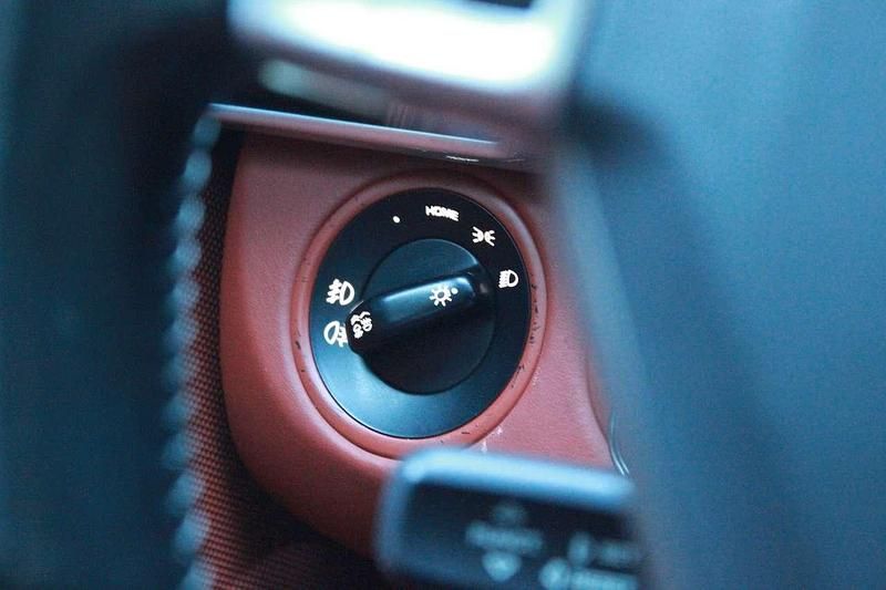 Gebraucht Porsche 911 Carrera 4S Cabriolet 355 PS (261 kW) 2007 Schwarz / terracotta rot Cabrio