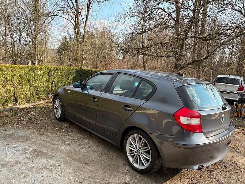 Gebraucht BMW 116 116 PS (85 kW) 2006 Grau Kleinwagen