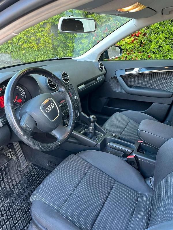 Second-hand Audi A3 160 CP (117 kW) 2008 Gri Hatchback