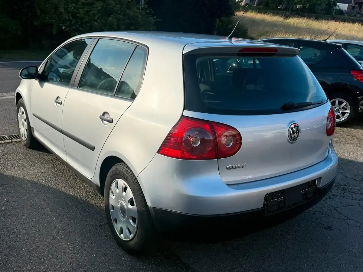 Gebraucht VW Golf V Trendline 80 PS (58 kW) 2007 Grau Limousine