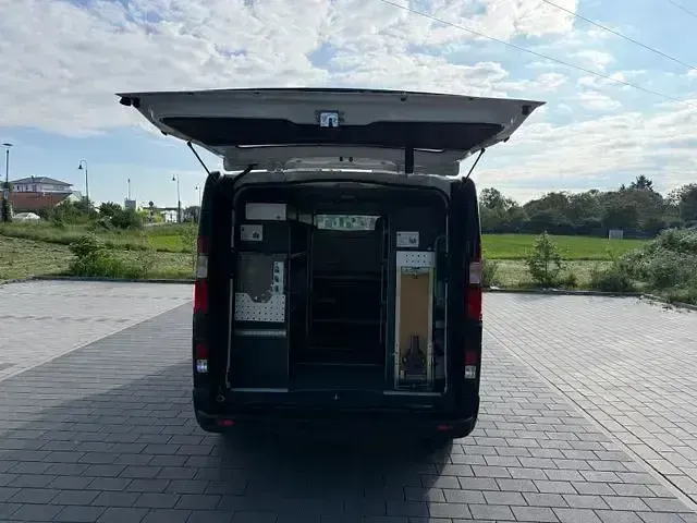 Gebraucht Renault Trafic Komfort 125 PS (91 kW) 2019 Weiß Van / Kleinbus