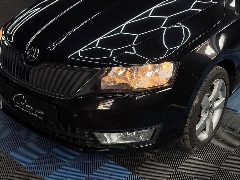 Second-hand Skoda Rapid 110 CP (80 kW) 2015 Negru Hatchback