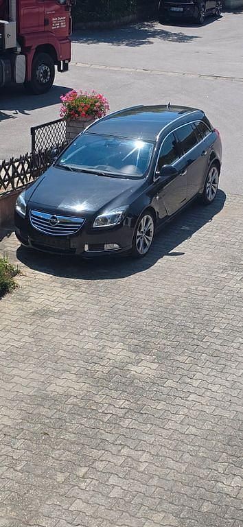 Schwarz Gebraucht 2013 Opel Insignia OPC Kombi | 2.500 € (Superpreis) - Bild 1/4