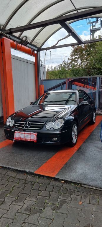 Schwarz Gebraucht 2005 Mercedes CLK350 Avantgarde Coupé | 5.000 € (Guter Preis) - Bild 1/4