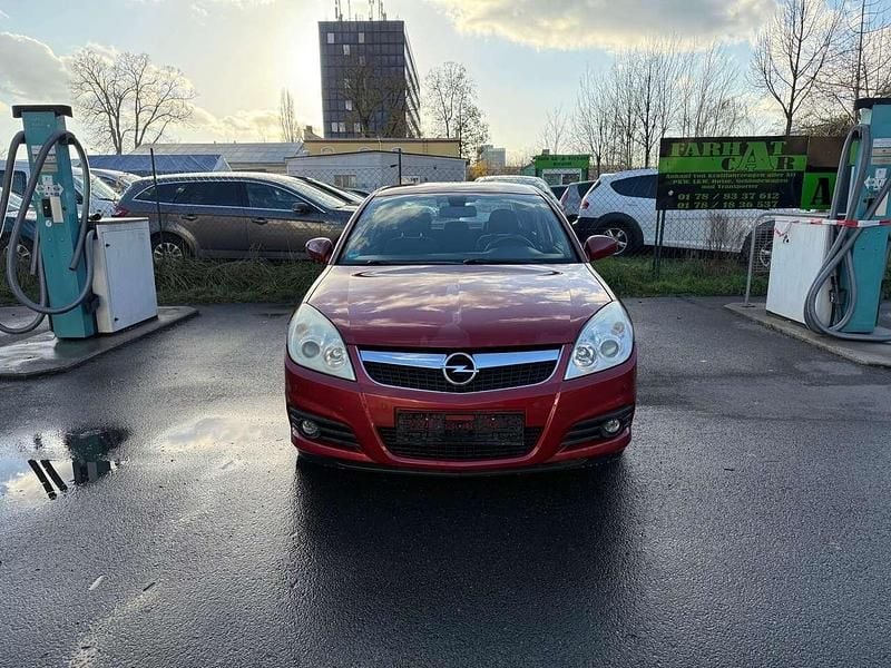 Gebraucht Opel Vectra Edition 140 PS (102 kW) 2006 Rot Limousine