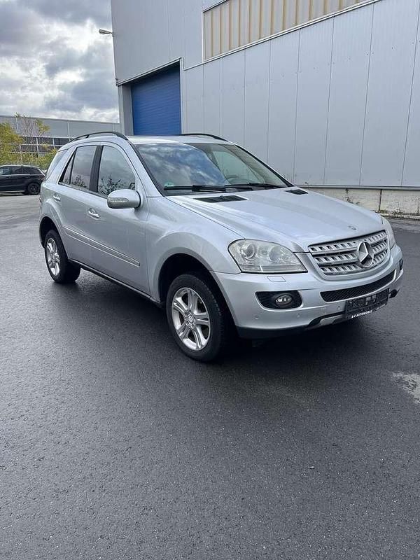 Gebraucht Mercedes ML280 190 PS (139 kW) 2007 SUV