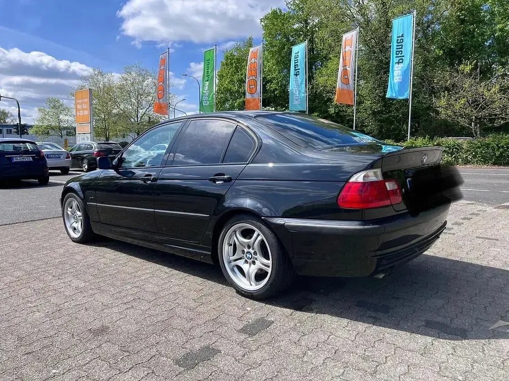 Gebraucht BMW 325 192 PS (141 kW) 2001 Schwarz Limousine