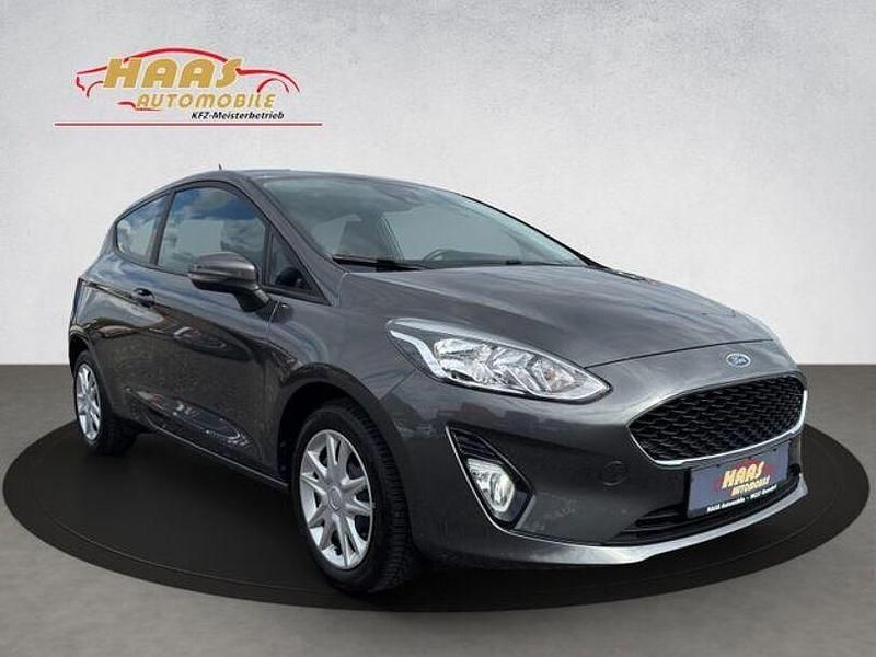 Gebraucht Ford Fiesta Cool & Connect 101 PS (74 kW) 2018 Grau Kleinwagen