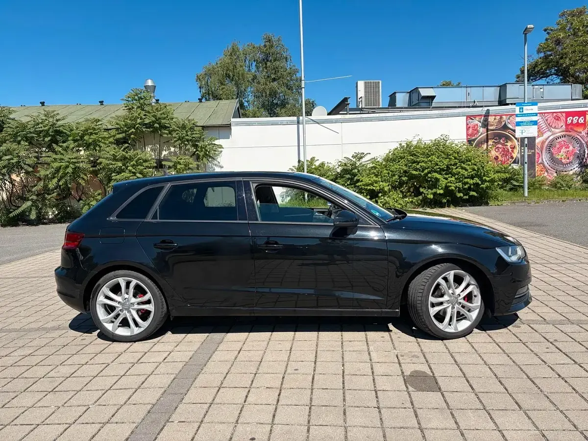 Gebraucht Audi A3 150 PS (110 kW) 2015 Schwarz Kombi