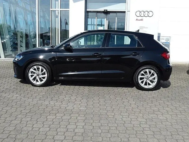 Gebraucht Audi A1 Sportback Advanced 110 PS (80 kW) 2023 Schwarz Kleinwagen