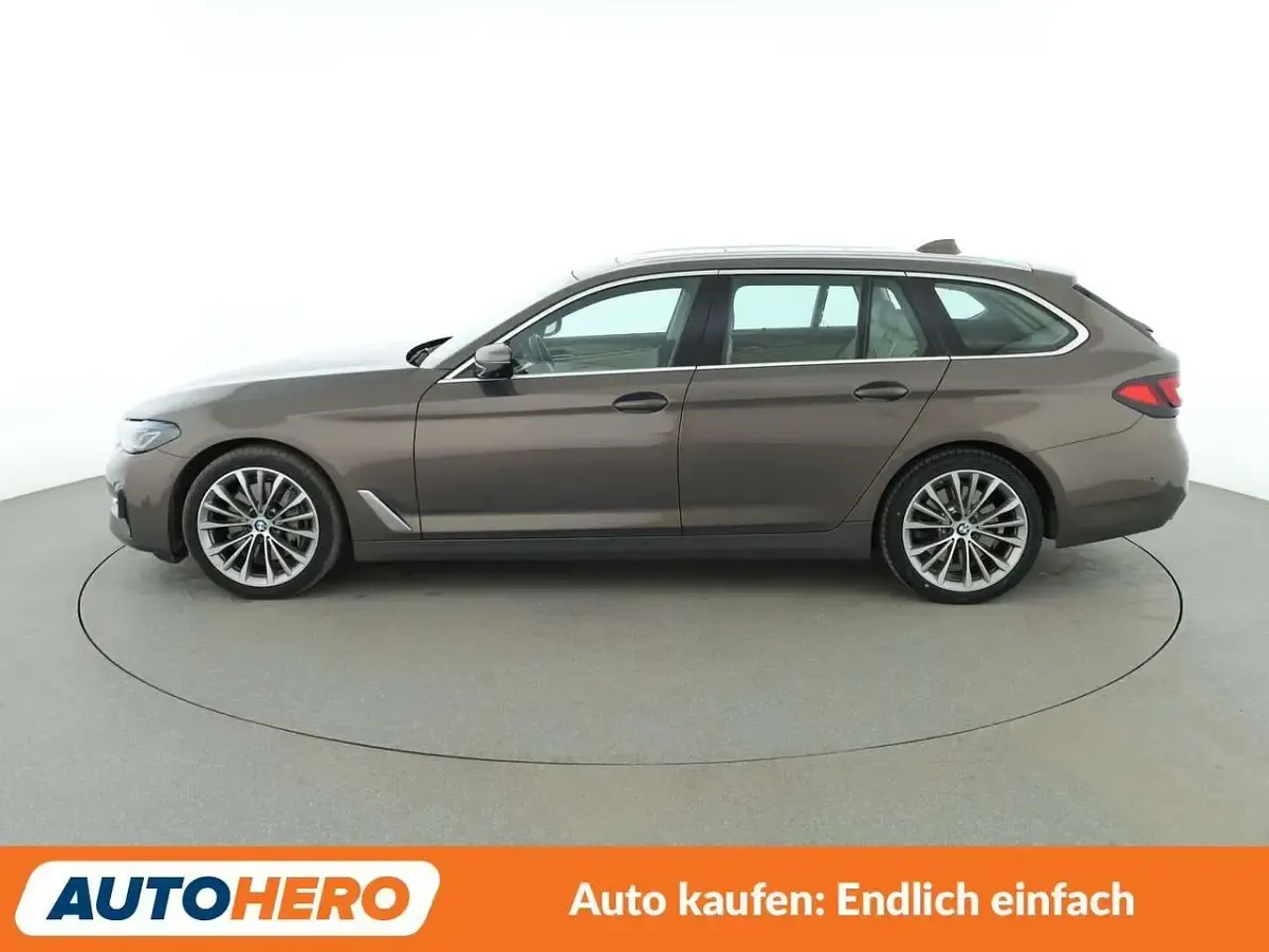 Gebraucht BMW 540 340 PS (250 kW) 2020 Gray Kombi