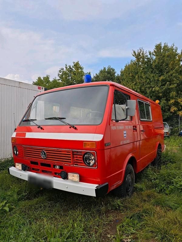 Rot Gebraucht 1980 VW LT Van / Kleinbus | 4.200 € - Bild 1/4