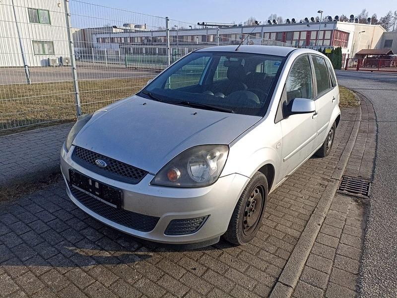 Gebraucht Ford Fiesta Collection 68 PS (50 kW) 2007 Silber Kleinwagen