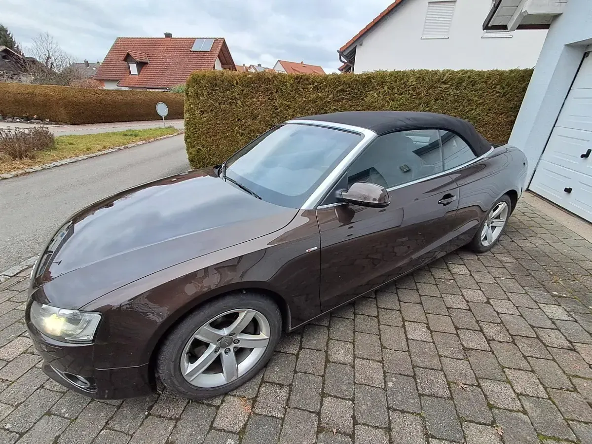 Gebraucht Audi A5 Cabriolet S-Line 211 PS (155 kW) 2011 Braun Cabrio