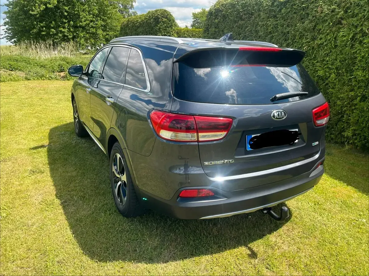 Gebraucht Kia Sorento 200 PS (147 kW) 2016 Grau SUV