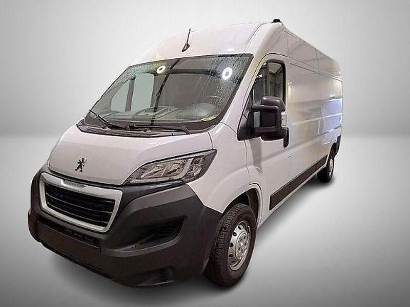Weiß Gebraucht 2024 Peugeot Boxer S Van | 23.979 € (Superpreis) - Bild 1/3