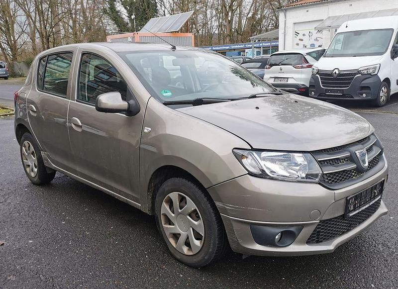 Gebraucht Dacia Sandero Lauréate 75 PS (55 kW) 2014 Braun Limousine