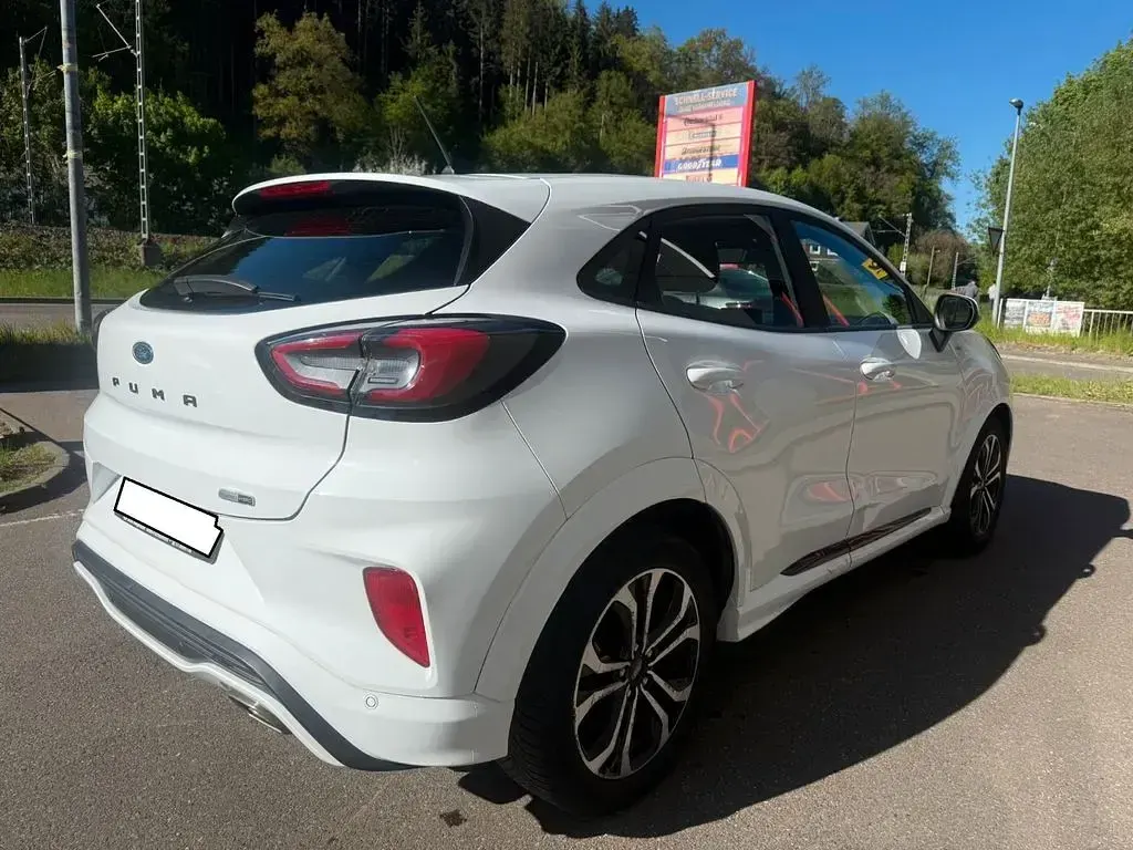 Gebraucht Ford Puma ST-Line 125 PS (91 kW) 2021 Weiß SUV
