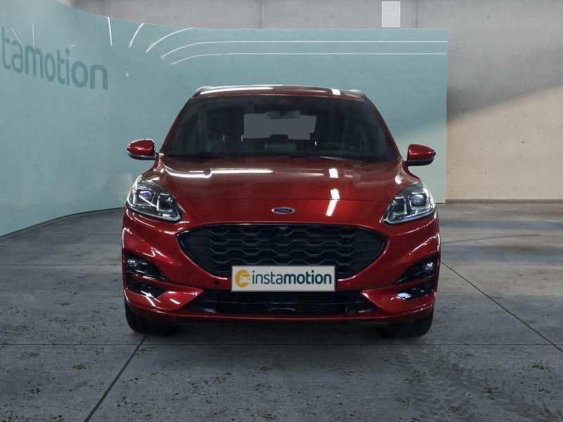 Gebraucht Ford Kuga 120 PS (88 kW) 2024 Rot SUV