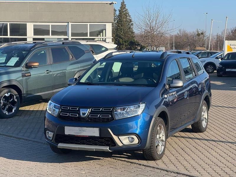 Gebraucht Dacia Logan Stepway 90 PS (66 kW) 2019 Blau cosmos Kombi