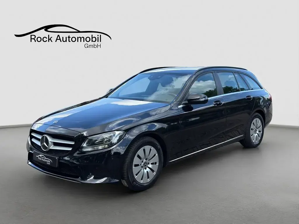 Gebraucht Mercedes C200 160 PS (117 kW) 2021 Schwarz Limousine