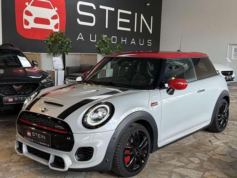 Gebraucht Mini John Cooper Works Coupé 231 PS (169 kW) 2021 White silver metallic Coupé