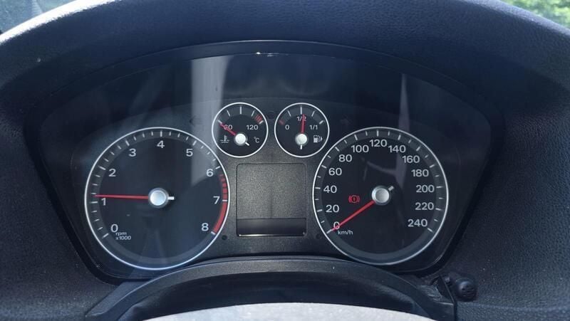 Schwarz Gebraucht 2008 Ford Focus Cabriolet Cabrio | 1.499 € - Bild 1/4