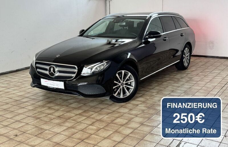 Ung. schwarz unilack Gebraucht 2018 Mercedes E220 Kombi | 24.900 € (Guter Preis) - Bild 1/4
