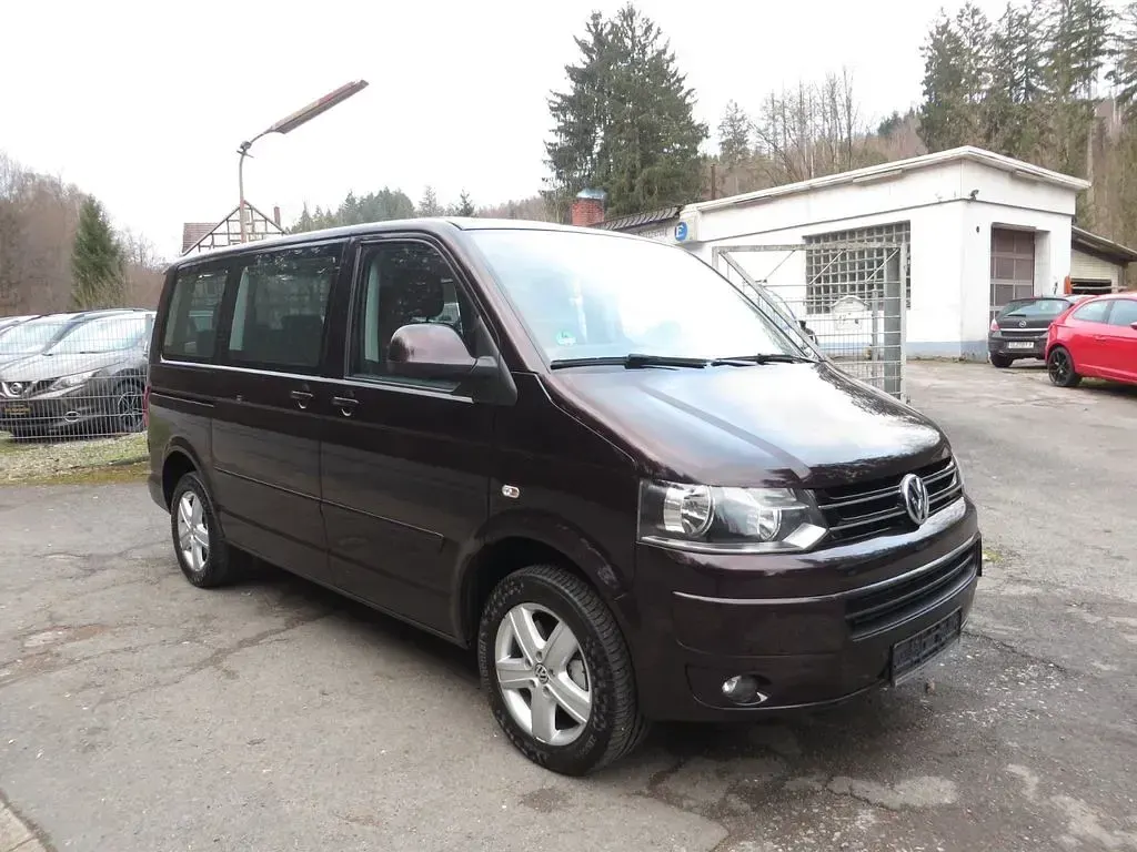 Gebraucht VW T5 Comfortline 179 PS (131 kW) 2013 Violett Van