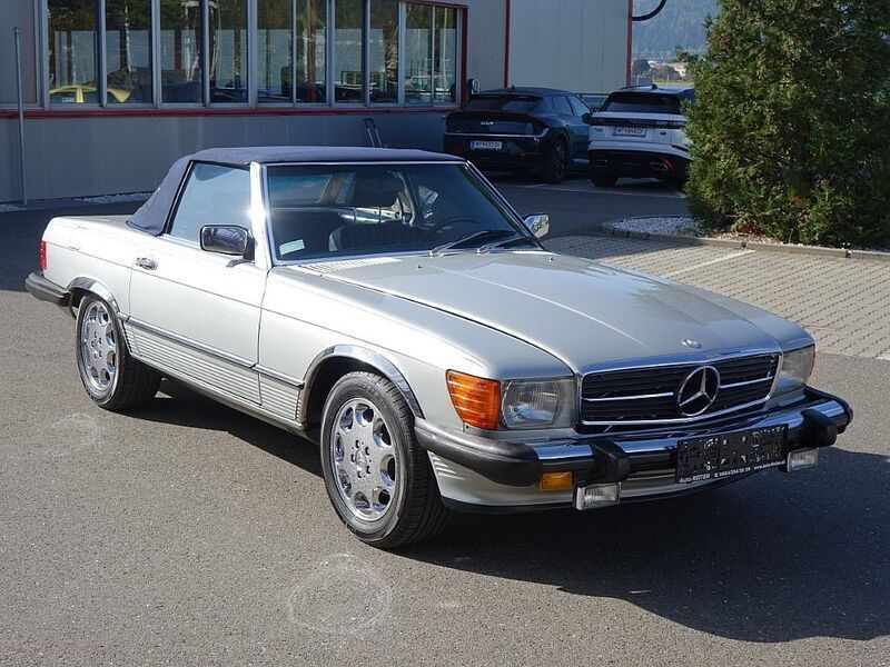 Gebraucht Mercedes 560 231 PS (169 kW) 1988 Silber Cabrio