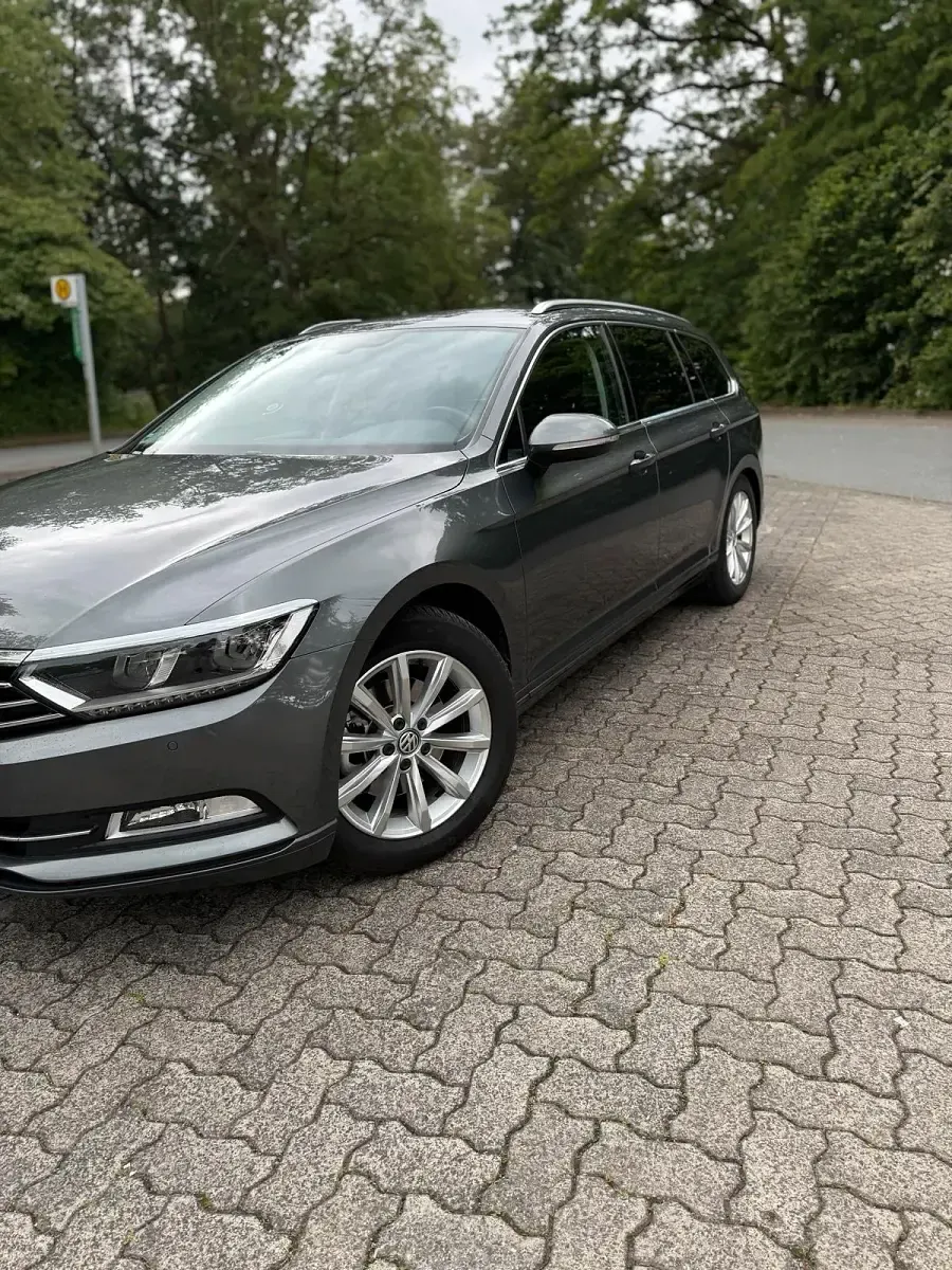 Gebraucht VW Passat Highline 190 PS (139 kW) 2016 Grau Kombi